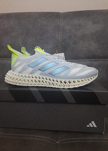 42.5 Beden Adidas 4DFWD 3 M