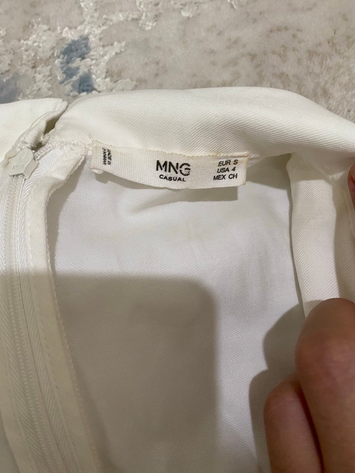 Düğmeli Kemerli Kısa Beyaz Kadın Tulum - Görsel 3