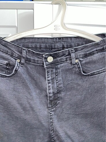Gri jean pantalon