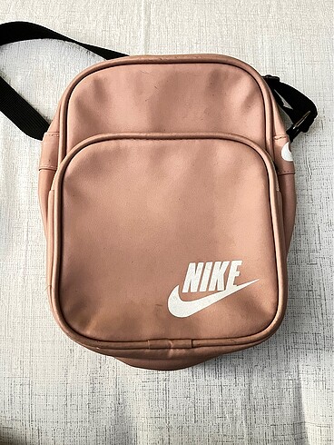 Nike çanta