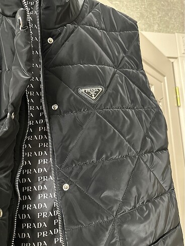 Prada prada yelek