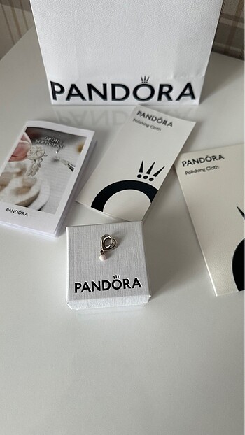  Beden Pandora kalpli charm
