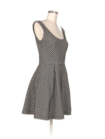 Suud Collection Suud Collection Kısa Elbise %70 İndirimli.