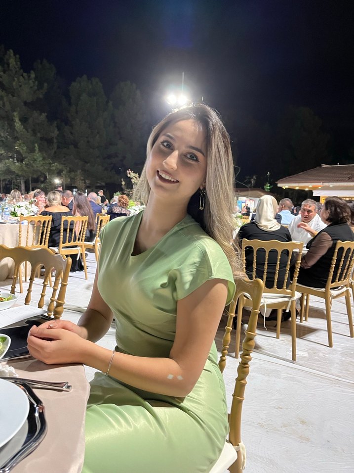 Kadın V Yakalı Parlak Saten Midi Elbise - Görsel 2