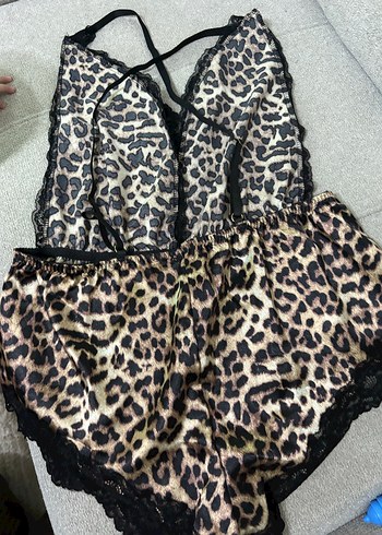 Kahverengi Leopar Desenli Dantelli Mini Tulum - Görsel 3