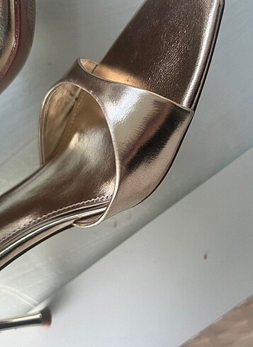 Mango topuklu bantlı sandalet - Görsel 7