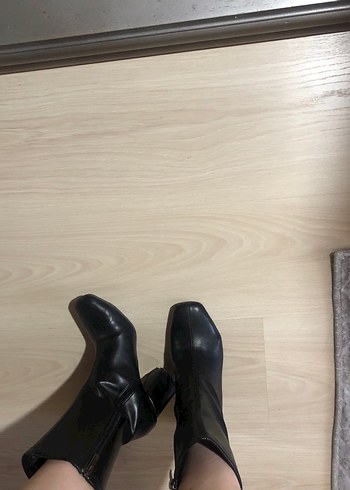 36 Beden siyah Renk Siyah Deri Blok Topuklu Kadın Bot