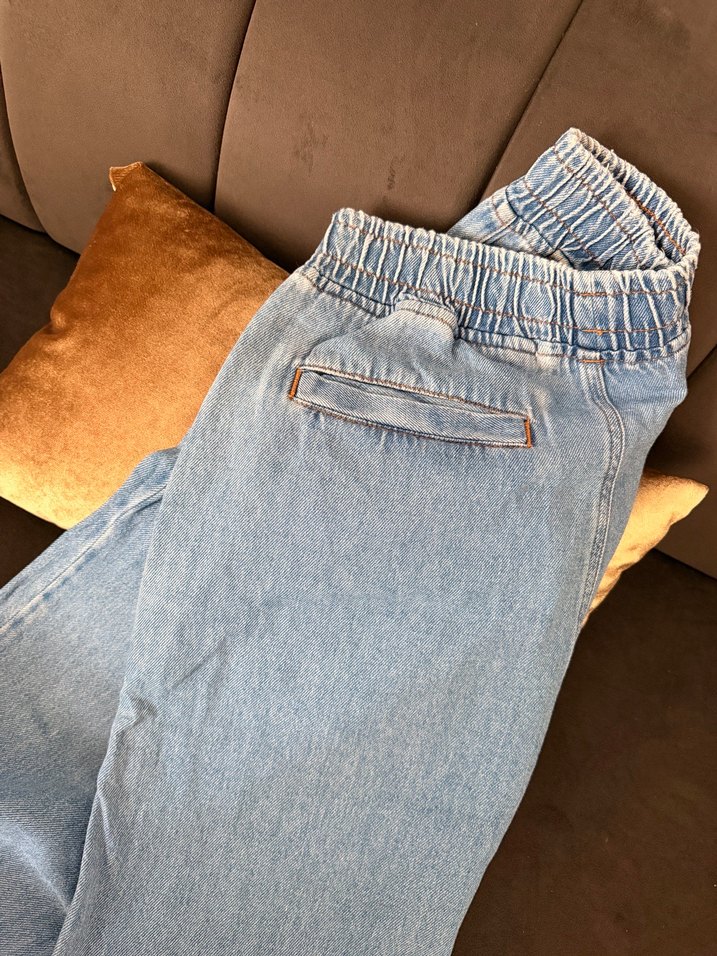 İpekyok Açık Mavi Rahat Denim Pantolon — görsel 3/4