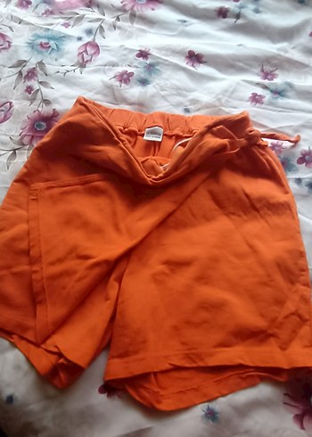 Turuncu Düğmeli Hamile Mini Şort - Görsel 4