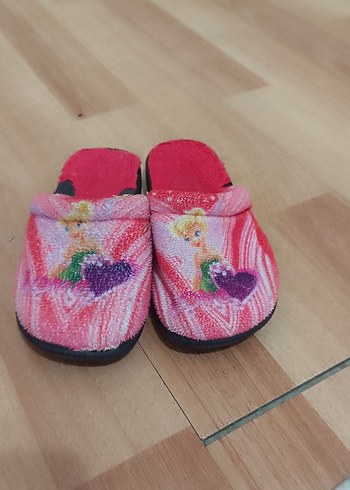 Kız Çocuk Renkli Nakışlı Sıcak Terlik - Görsel 3