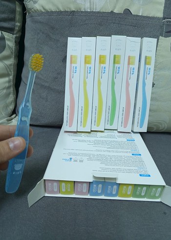 atomy cocuklr içn Rnkli Ymşak Kıllı Diş Frçası Sti 3 adt fyatidr