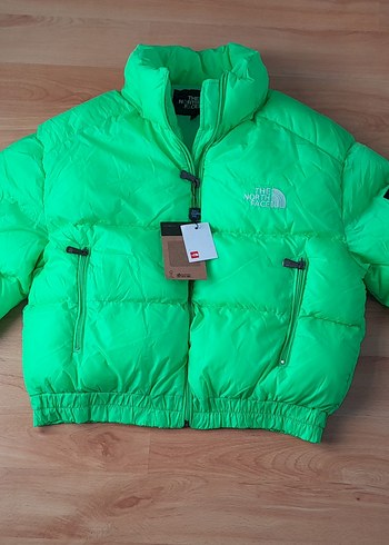 m Beden The North Face Yeşil Fermuarlı bayan Mont