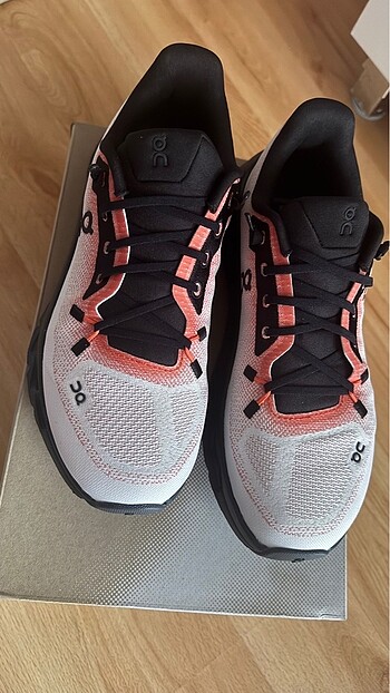 Diğer OnCloud Kadın Sneaker
