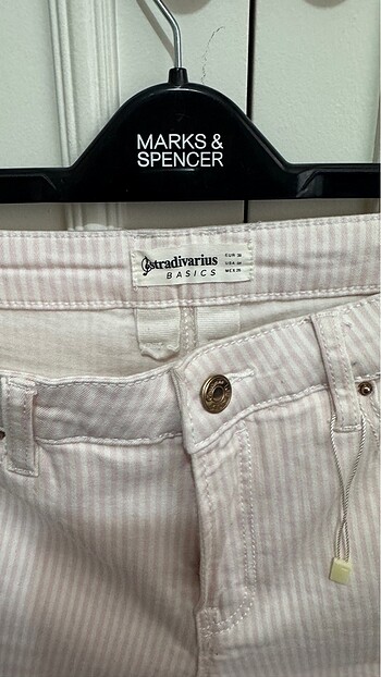 Stradivarius Mini şort