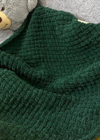 Yeşil Örgü Çocuk Battaniyesi - Görsel 2