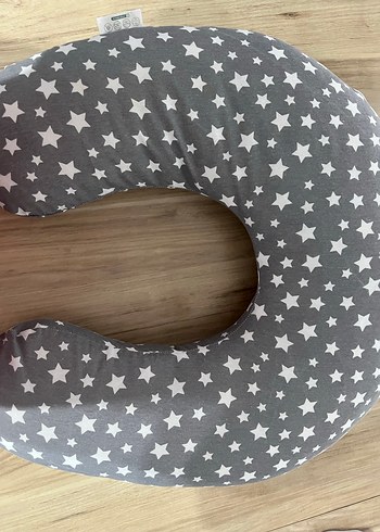 Gri Yıldız Desenli Emzirme ve Hamilelik Yastığı - Görsel 3