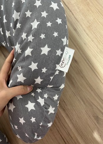 Gri Yıldız Desenli Emzirme ve Hamilelik Yastığı - Görsel 4