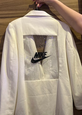 s Beden Kadın Beyaz Düğmeli Keten Blazer Ceket