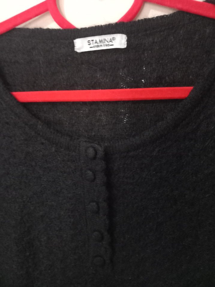 Siyah Düğmeli Uzun Kollu Kadın Kazak - Görsel 2