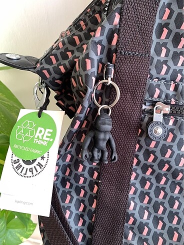 Kipling Kipling çanta etiketli