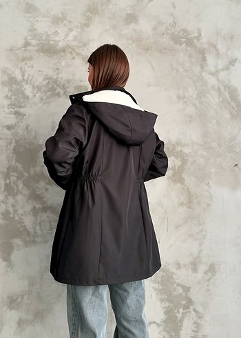 KAPÜŞONLU ÇİFTCEPLİ İÇİ PELUŞ DIŞI BONDİTKUMAŞ TRENÇKOTRENKSİYAH - Görsel 2