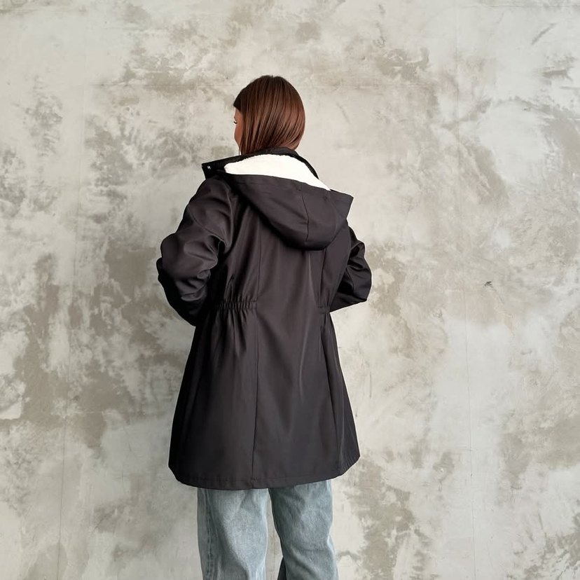 KAPÜŞONLU ÇİFTCEPLİ İÇİ PELUŞ DIŞI BONDİTKUMAŞ TRENÇKOTRENKSİYAH - Görsel 2