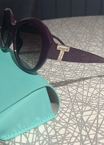 Tiffany&Co Şeffaf Detaylı Koyu Mor Kadın Güneş Gözlüğü