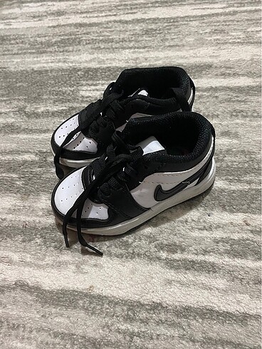 23 Beden Nike çocuk ayakkabı