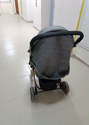 Gri Bebek Arabası Katlanabilir Tasarım ve puseti ile birlikte - Görsel 14