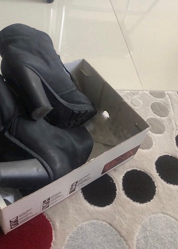 Kadın Siyah Süet Stiletto Topuklu Bot - Görsel 3