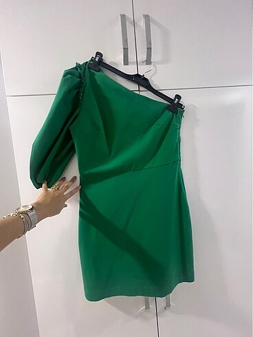 l Beden yeşil Renk Zara-Tek Omuz Elbise