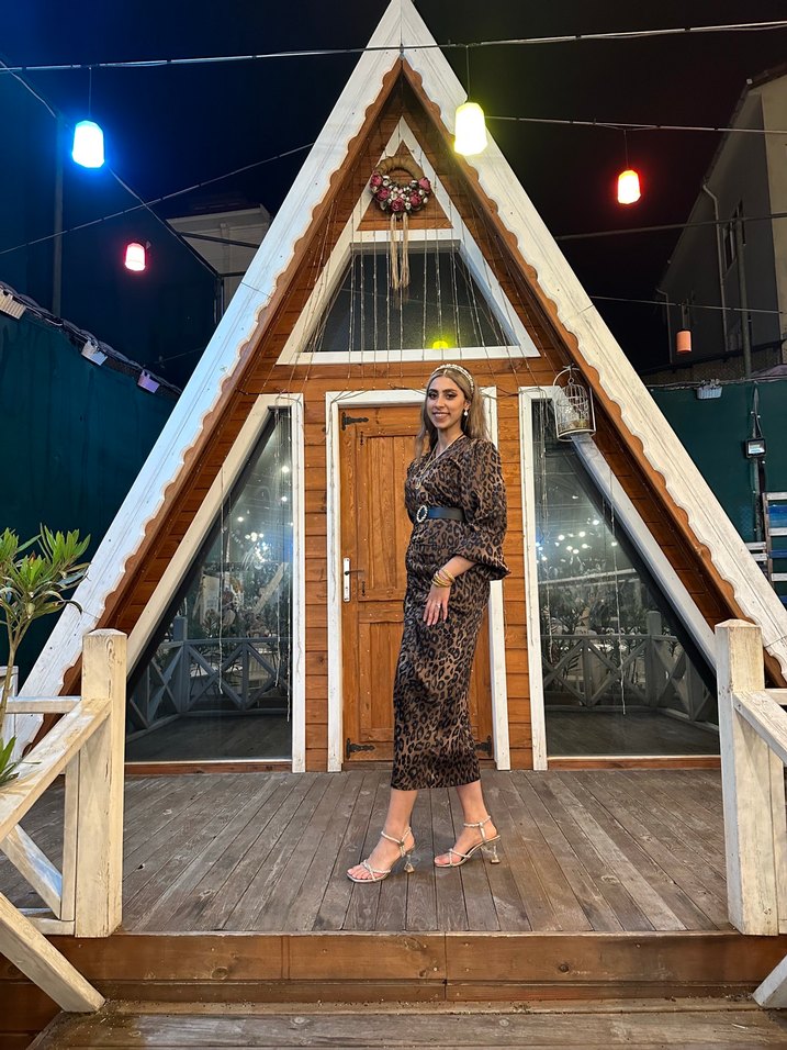 Kahverengi Leopar Desenli Uzun Bohem Elbise - Görsel 3