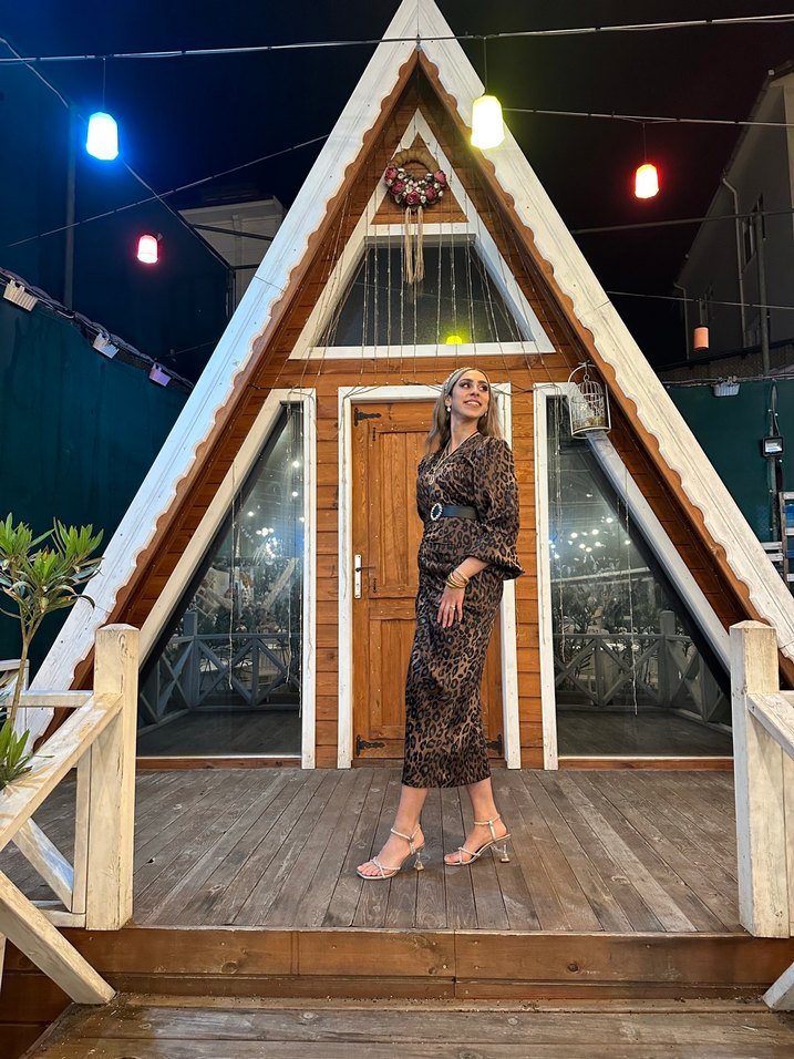 Kahverengi Leopar Desenli Uzun Bohem Elbise - Görsel 2