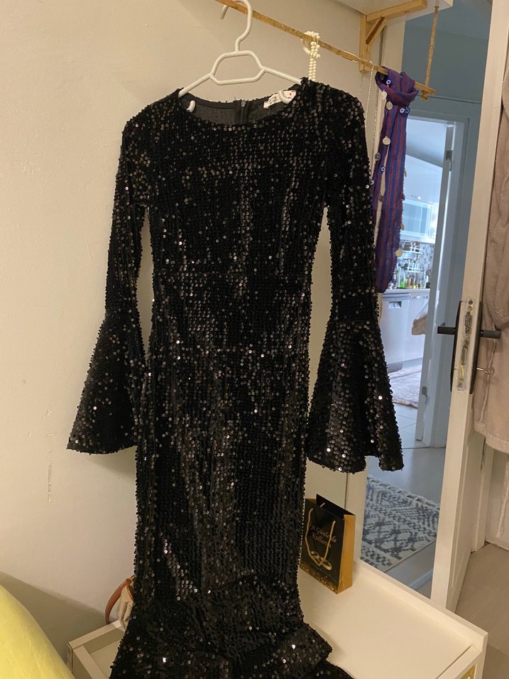 Siyah Payetli Uzun Kollu Kadın Abiye Elbise - Görsel 4