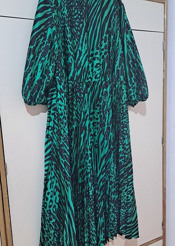 Zara Zebra Desenli Uzun Pilili Kadın Elbise