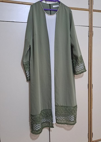 Nakış Detaylı Uzun Haki Kadın icli ceket - Görsel 2