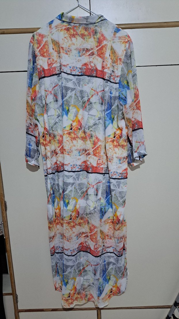 Uzun Kollu Desenli Kadın Gömlek - Görsel 2