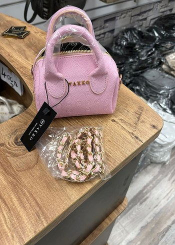 Vakko Zincir Detaylı Pembe Kadın Deri Çanta