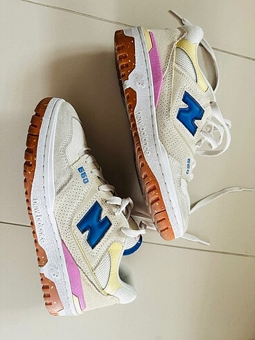 New Balance 550