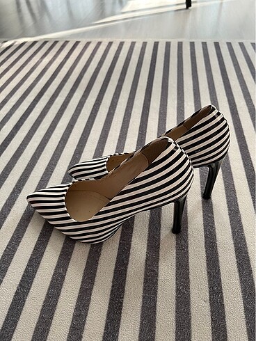 37 Beden Stiletto topuklu ayakkabı