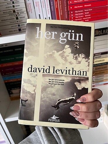 her gün (ciltli) - david levithan- pegasus yayınları