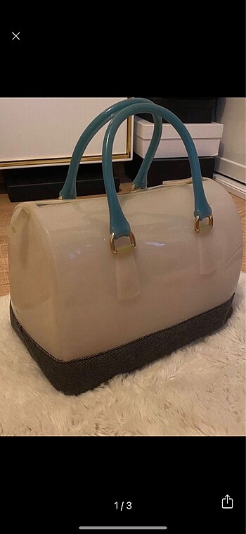  Beden Furla Çanta