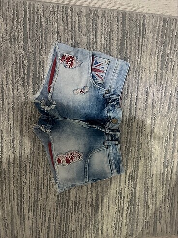 s Beden Bershka kadın şort