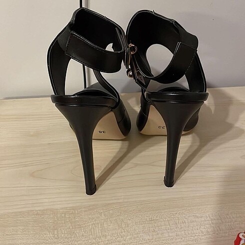 38 Beden siyah Renk Gusto ince topuklu ayakkabı