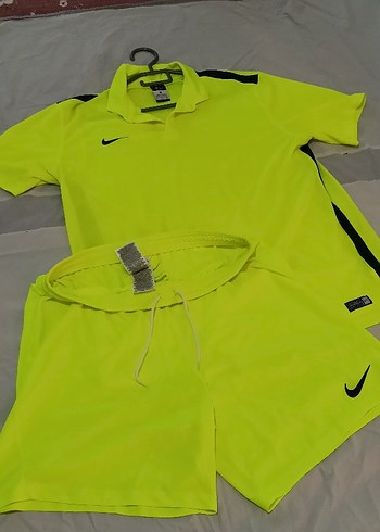 Nike Tisort Ve Sort İkili Forma Takim