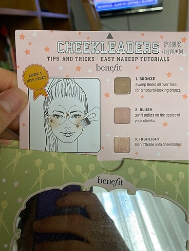  Beden Benefit cheekleaders hoola Dallas galifornia dandelion tickle