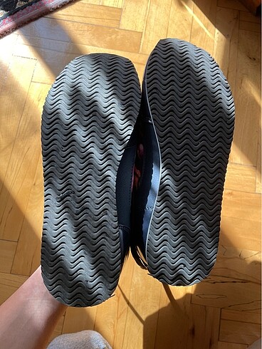 Spor ayakkabı - Görsel 2