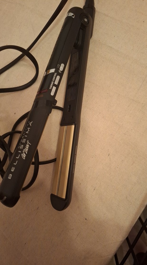 Siyah Saç Düzleştirici - Görsel 2