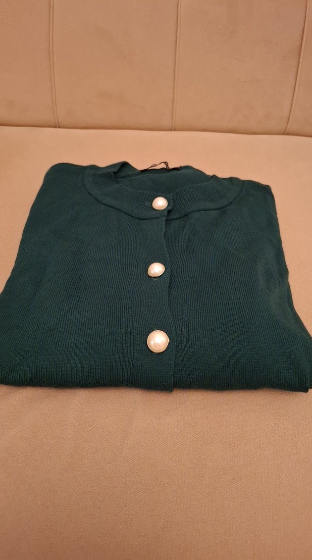 Düğmeli Yeşil Kadın Hırka - Görsel 3