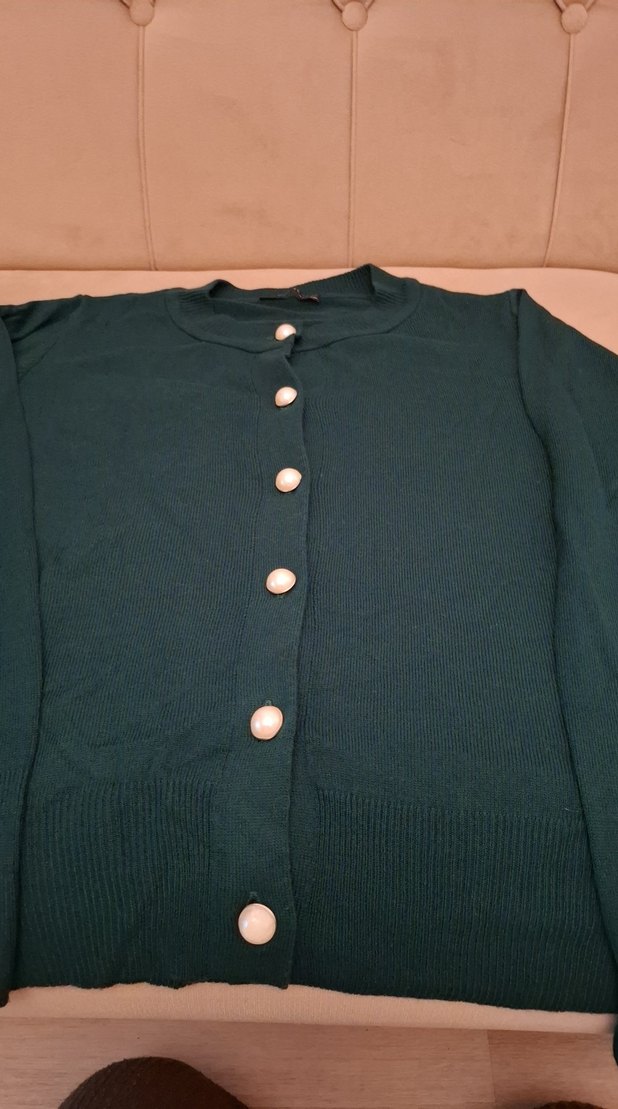 Düğmeli Yeşil Kadın Hırka - Görsel 2